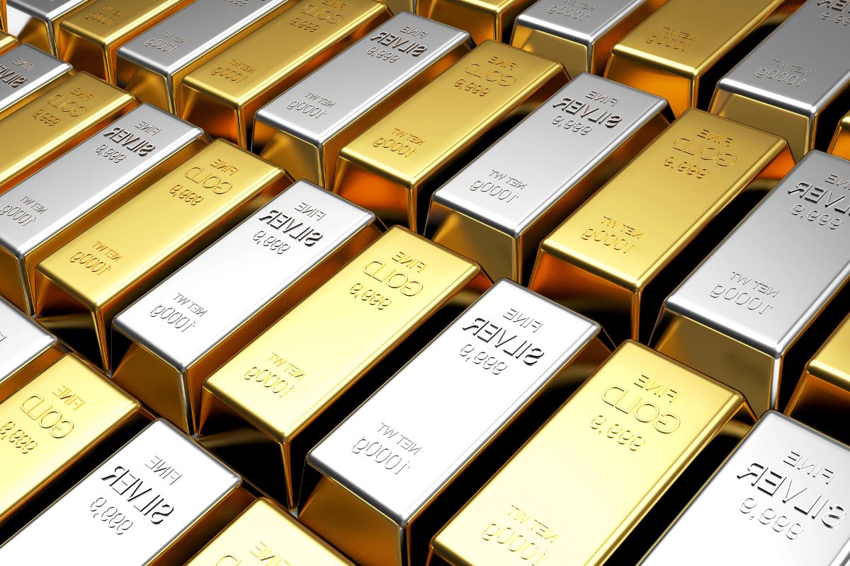 Gold Hits Historic Milestone (2)