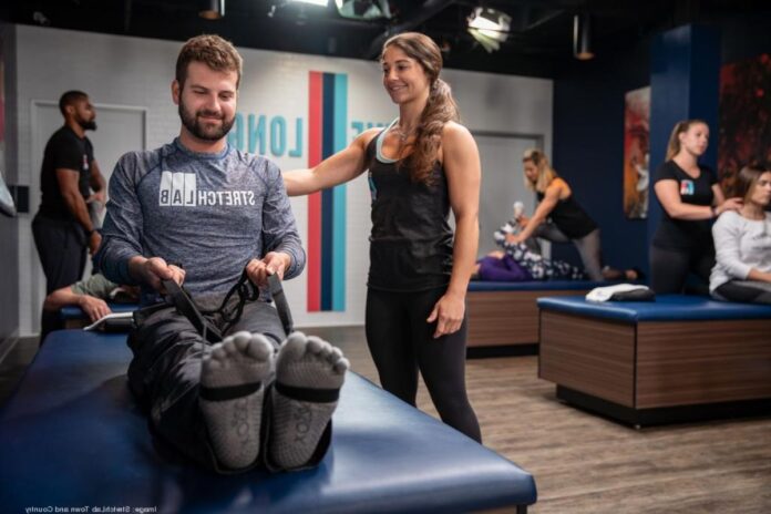 StretchLab Fitness Open New Franchise in Carytown (2)