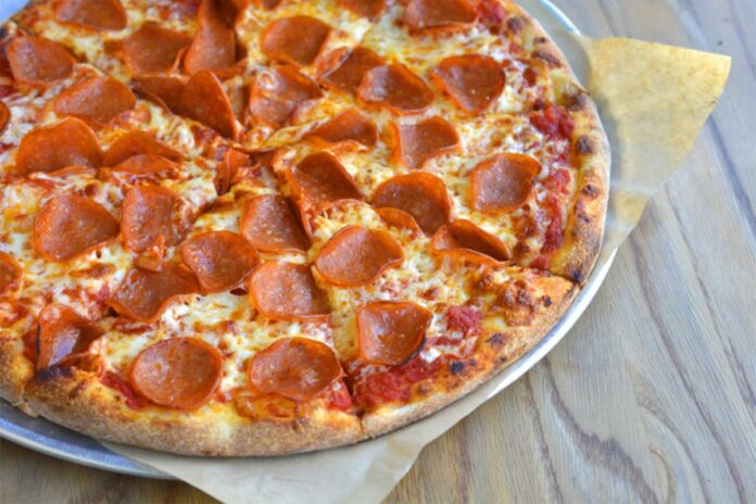 Pizza Nova Ranks No. 7 Among Canada’s Top Franchise